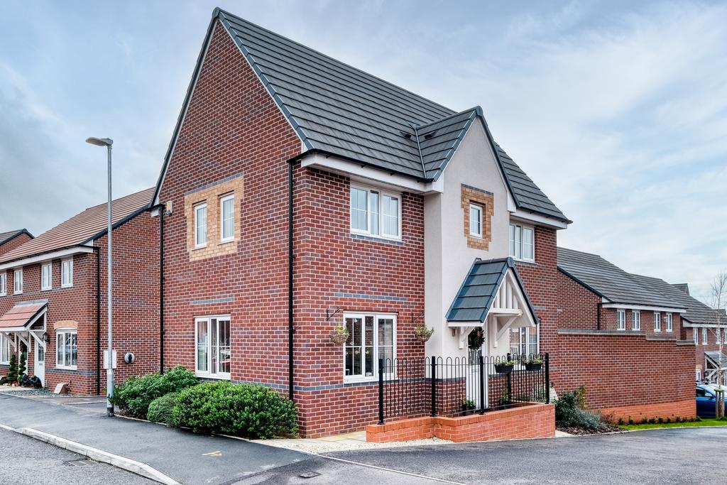 Patch Street, Norton, Bromsgrove, B61... 3 bed detached house £350,000