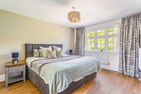 5 bedroom detached house to rent - Heron View, Caddington, Luton, LU1