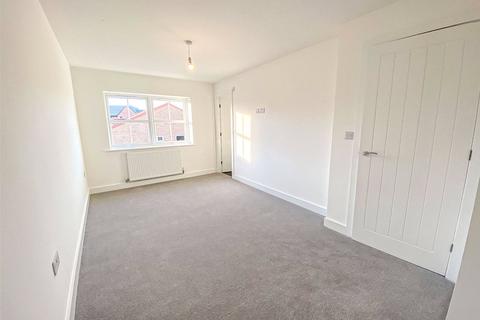 3 bedroom semi-detached house for sale - The Hedgerow, Warren Wood, Gainsborough, DN21