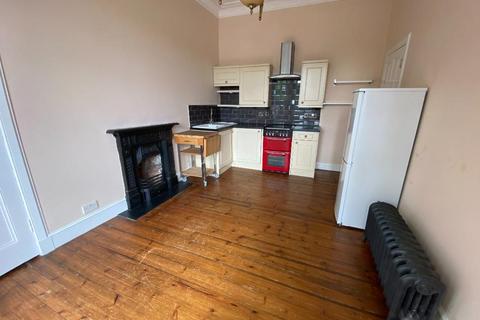 2 bedroom flat to rent, Links Place, Leith Links, Edinburgh, EH6