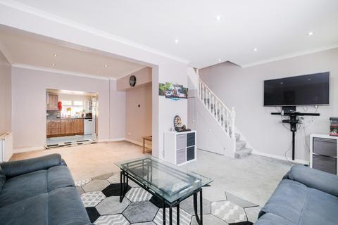 16 Cobham Road, Ilford, IG3 9JP