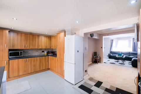 16 Cobham Road, Ilford, IG3 9JP