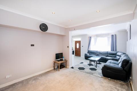 16 Cobham Road, Ilford, IG3 9JP