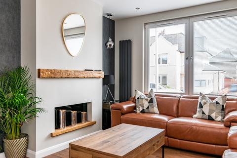 20 George Drive, Loanhead, EH20 9DW