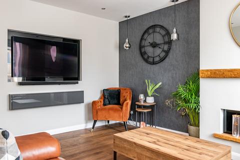 20 George Drive, Loanhead, EH20 9DW