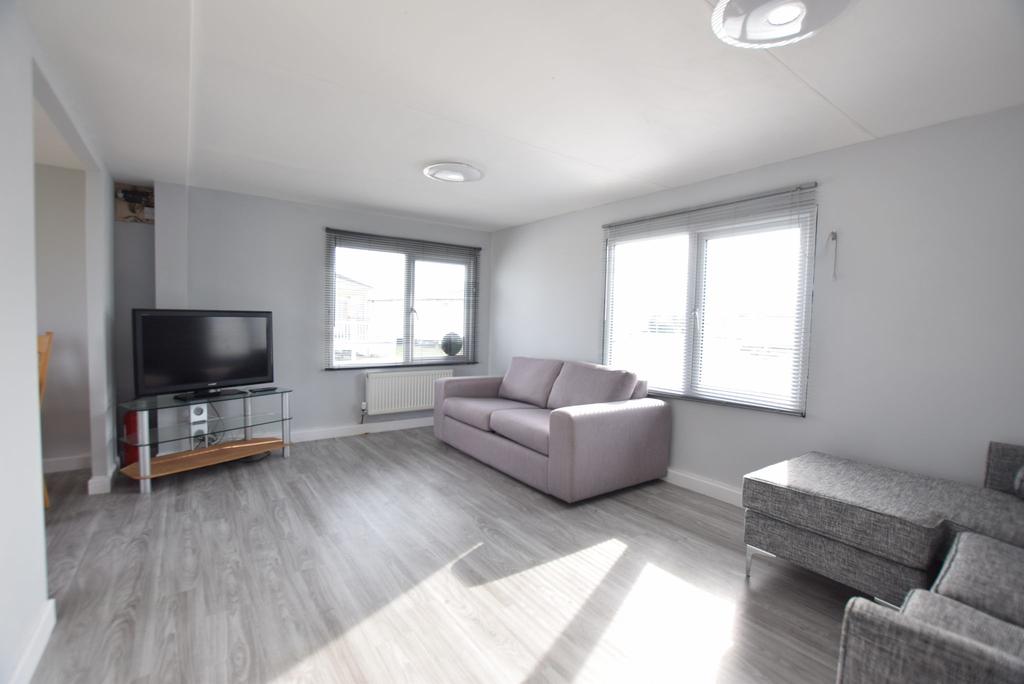 Point Clear, St Osyth 3 bed chalet for sale £70,000