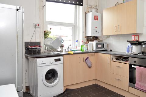 2 bedroom terraced house for sale - Lincoln Street, Oldham, OL9 7RN