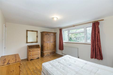 4 bedroom terraced house to rent, Penderyn Way, Holloway, London