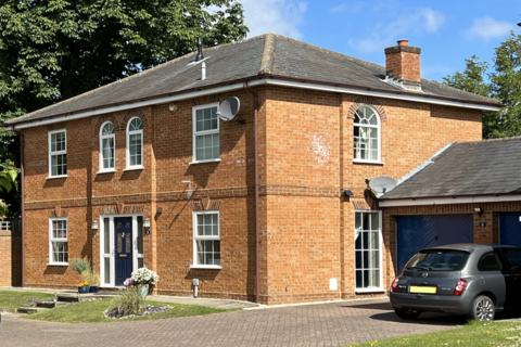 8 Edwardian Close, Wootton, Northampton, NN4 6LX