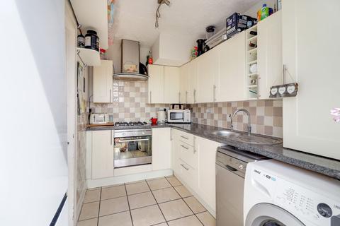 40 Sandringham Drive, Ashford, TW15 3JQ