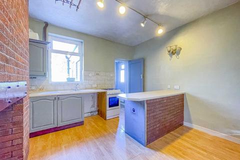 2 bedroom terraced house for sale - Pynate Road, Batley