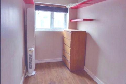 2 bedroom maisonette to rent - Hayes, UB4