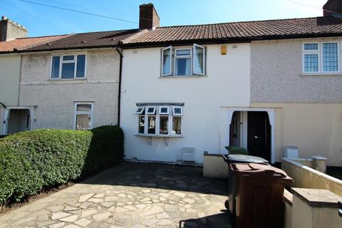 25 Raydons Road, Dagenham, RM9 5JR