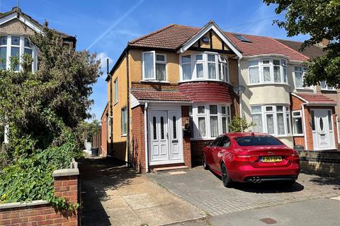 3 Stormount Drive, Hayes, UB3 1RG