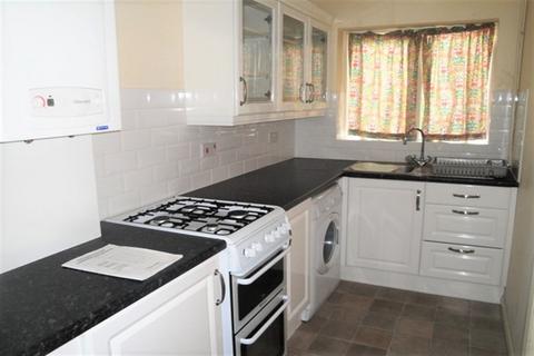 2 bedroom house to rent, Guildford GU4
