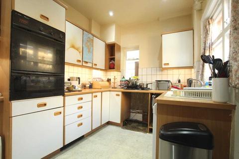 14 Balmore Drive, Caversham, Reading, RG4 8NL