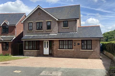 4 bedroom detached house to rent, Parc Yr Onnen, Llanfair Caereinion, Welshpool, Powys, SY21