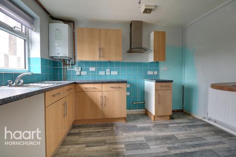 51 Victor Walk, Hornchurch, RM12 4XG