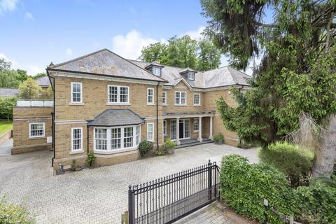 Old Mile House Kier Park, Ascot, SL5 7DS