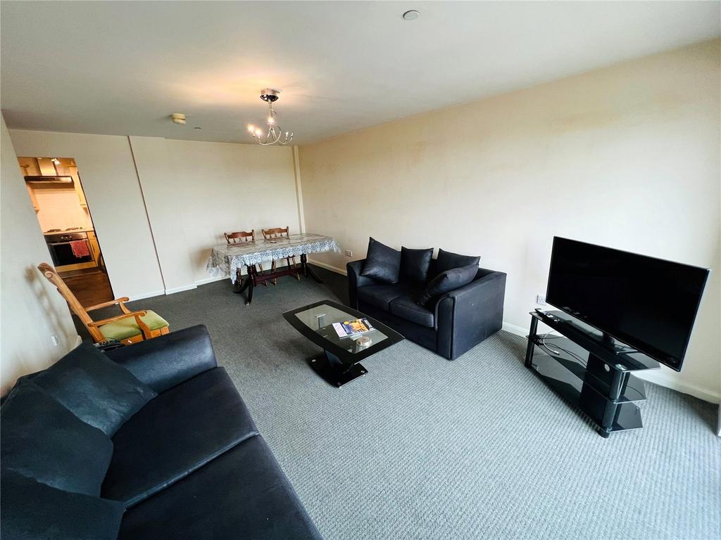 Market Square, Wolverhampton, West Midlands, WV3 2 bed apartment £825