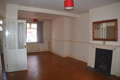 3 bedroom terraced house to rent, Lincoln Road, Northampton, NN5