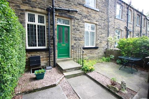2 bedroom end of terrace house for sale - Crawshaw Road , Pudsey, LS28 7UB