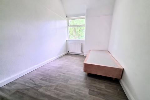 3 The Croft, Oldham, OL8 3AL