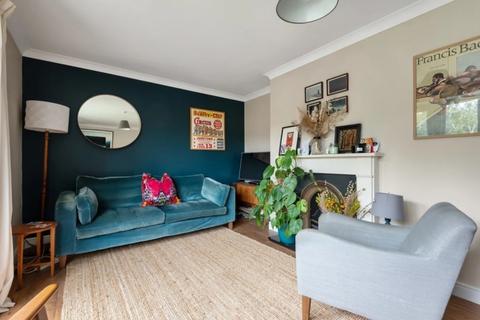 2 bedroom flat for sale - Baizdon Road London SE3
