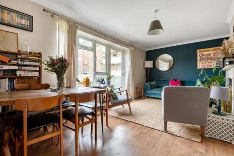 2 bedroom flat for sale - Baizdon Road London SE3