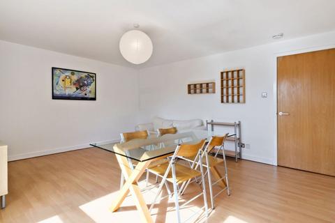 2 bedroom flat for sale - 4/3 Sandport Way, The Shore, Edinburgh, EH6 6EA