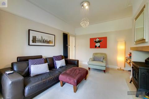 1 York Road, London, N21 2JL