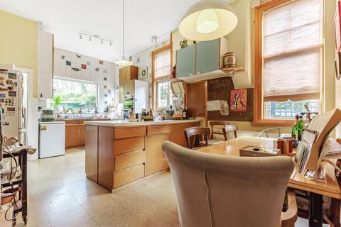 21 Dealtry Road, London, SW15 6NL