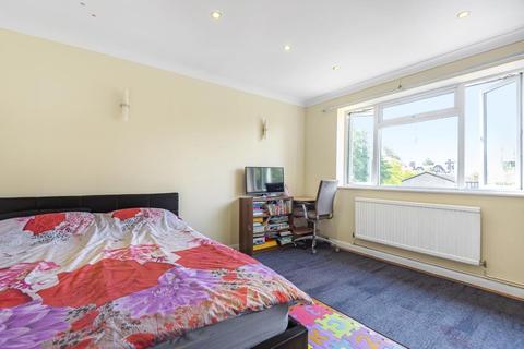 5, Manor Court Albert Street, Slough, SL1 2AY