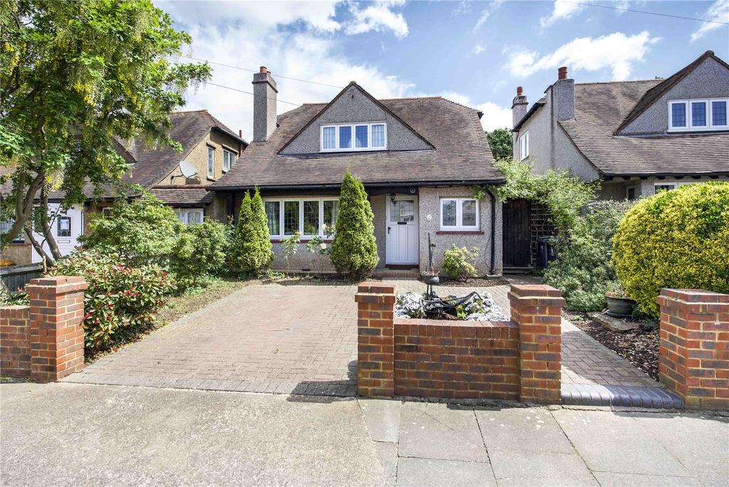 Montem Road, New Malden, KT3 3 bed detached house £900,000