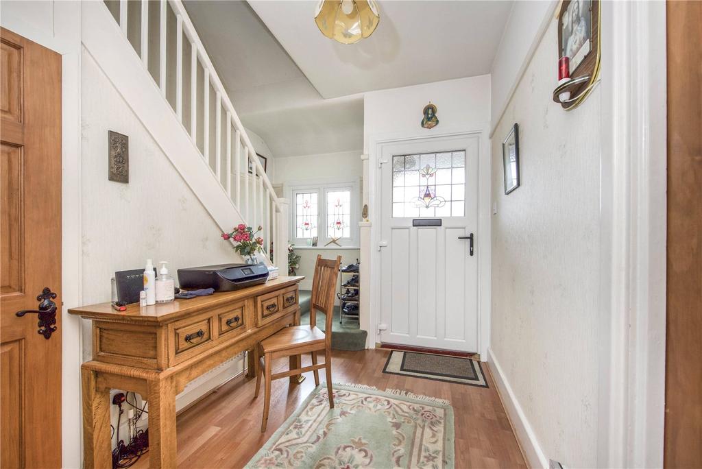 Montem Road, New Malden, KT3 3 bed detached house £900,000