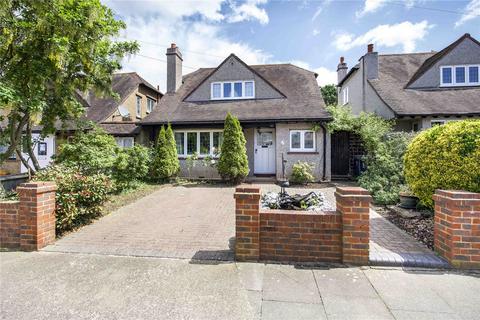 19 Montem Road, New Malden, KT3 3QW