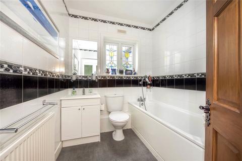 19 Montem Road, New Malden, KT3 3QW