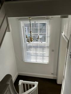 2 bedroom terraced house to rent, Ladywell Gate,