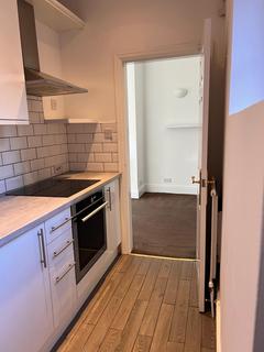 2 bedroom terraced house to rent, Ladywell Gate,