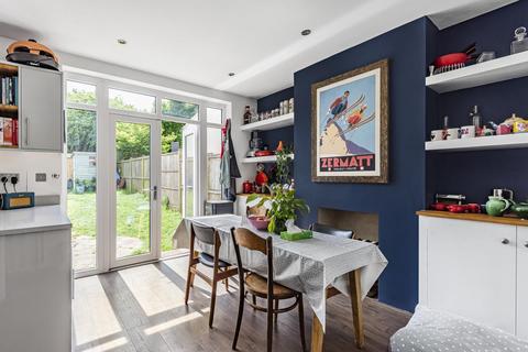 43 Hill Close, Chislehurst, BR7 6HZ