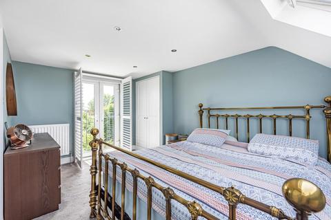43 Hill Close, Chislehurst, BR7 6HZ