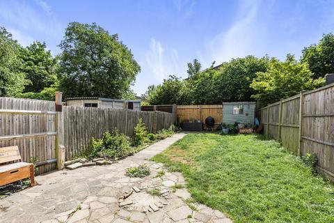 43 Hill Close, Chislehurst, BR7 6HZ