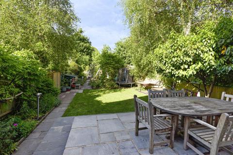 38 Barnmead Road, Beckenham, BR3 1JE