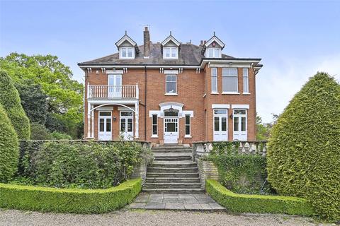 Paradise House Park Lane Paradise, Cheshunt, Waltham Cross, EN7 6PX