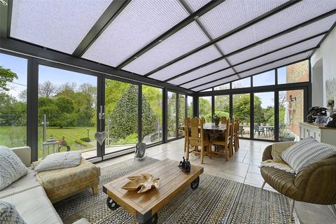 Paradise House Park Lane Paradise, Cheshunt, Waltham Cross, EN7 6PX