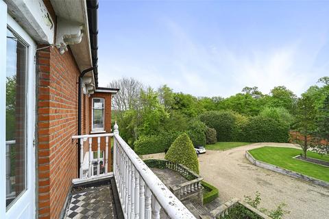 Paradise House Park Lane Paradise, Cheshunt, Waltham Cross, EN7 6PX