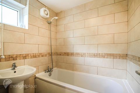 3 bedroom bungalow to rent, Sheelin Grove, Water Eaton, Bletchley