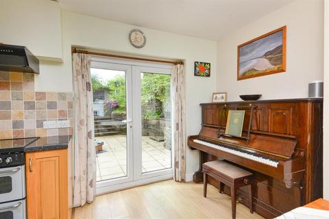49 Beck Nook, Staveley, Kendal, LA8 9ND