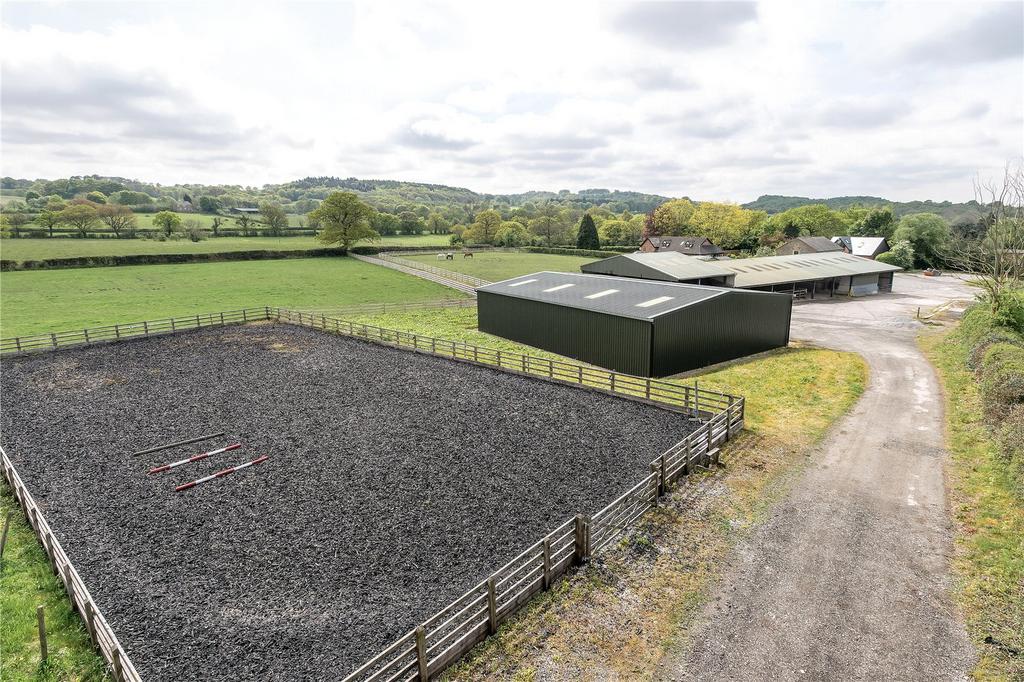 Manege &amp; Outbuilding