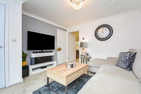 26 Abrahams Close, Amersham, HP7 9FA